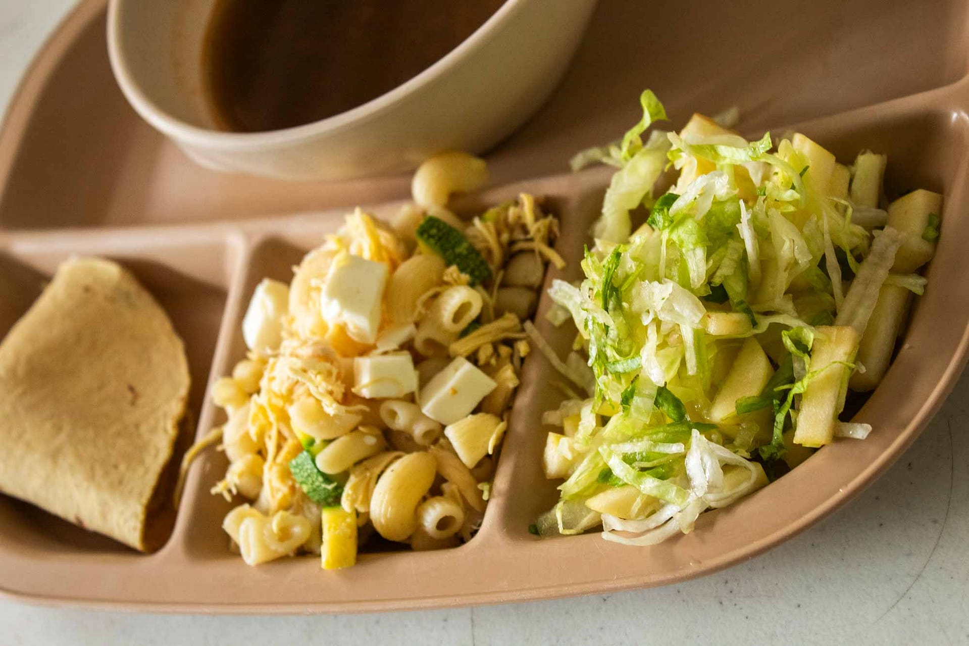 comedor-escolar-instituto-tokani-1